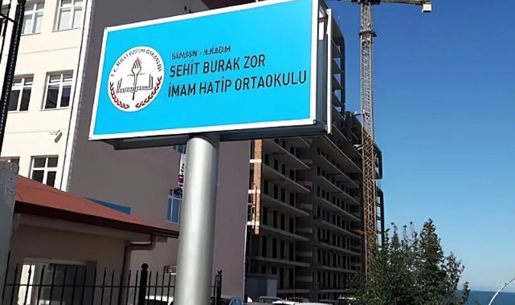 Samsun'da Okul Müdürü İmam Kavgası