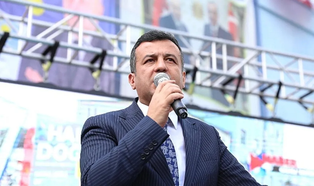 AK Parti SBB Adayı Halit Doğan Salıpazarı?nda Konuştu: 'Samsun Bizlere Emanet'
