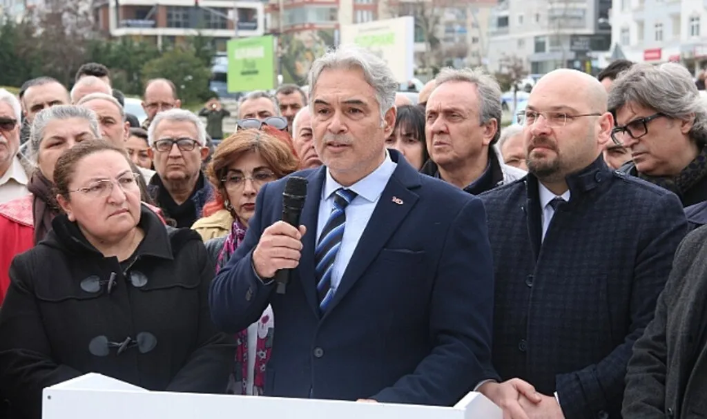 Atakum CHP'den Kent Meydanı Tepkisi