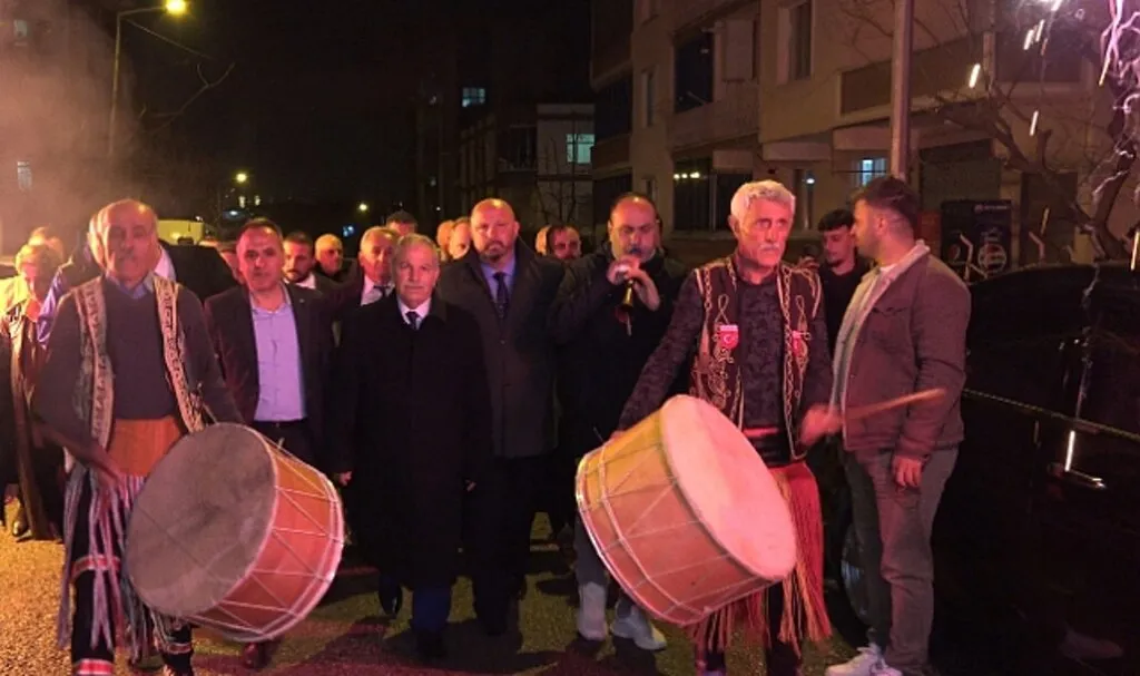 İlkadım'da Zaferin Meşalesi Yandı