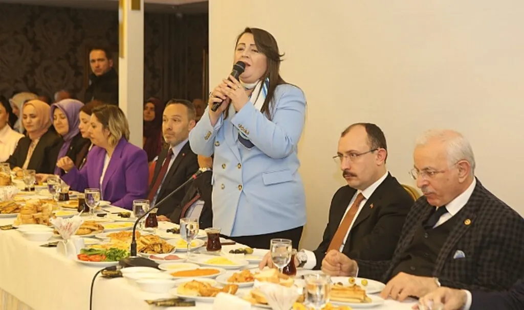 Özlem Maraş: Masa Başı Oyunlara Gelmeyeceğiz!