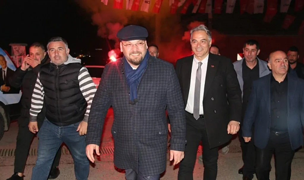 Serhat Türkel: Atakum'da Çocuklara Süt Dağıtacağız