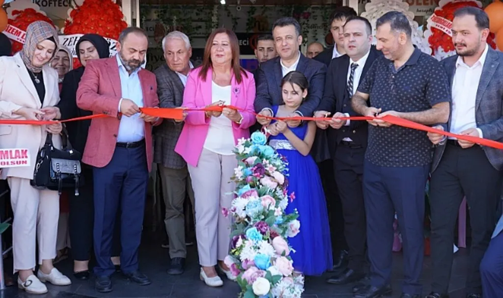 Lezzetli Yemekler ve Uygun Fiyat Köfteci Bülent'te
