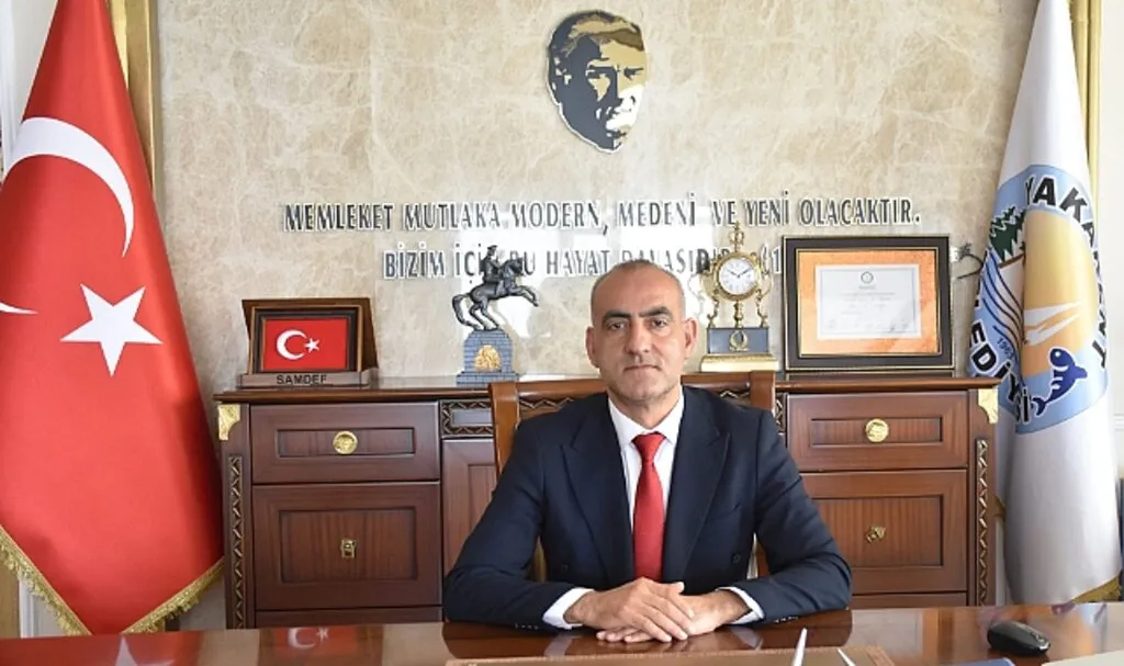 Yakakent Belediye Başkanı Şerafettin Aydoğdu, İYİ Parti'den İstifa Etti