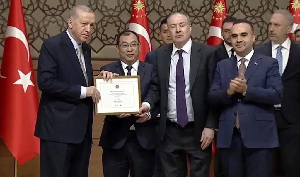 Cumhurbaşkanı Erdoğan'dan Chery'e Teşekkür Belgesi