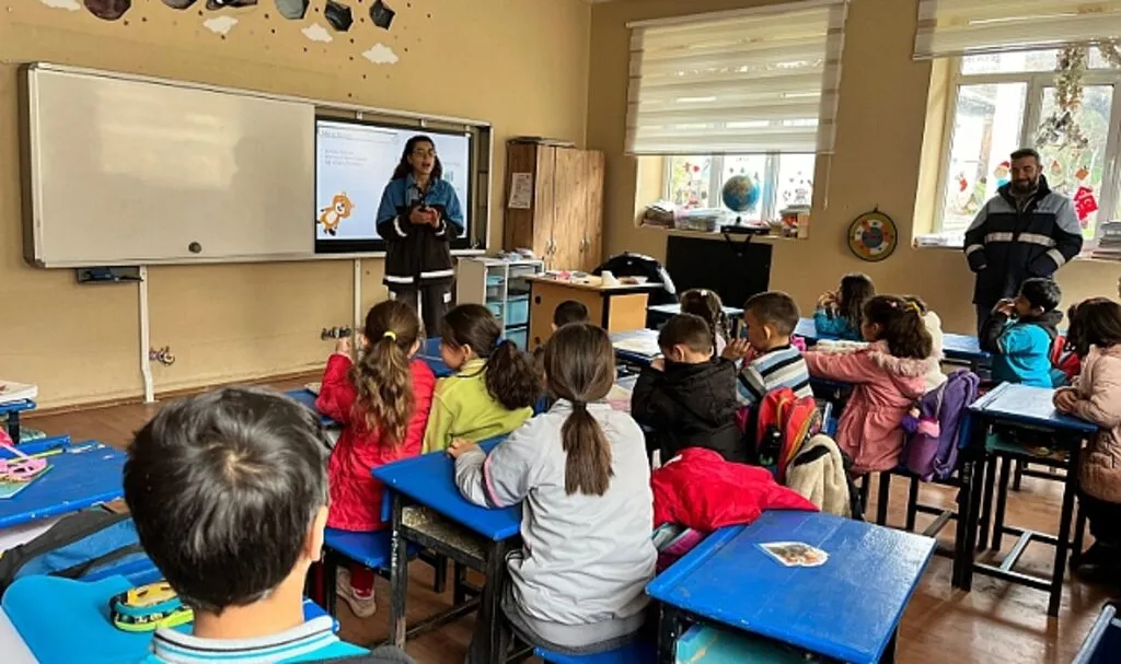 Eti Bakır'dan Çevre Müfettişleri Projesi