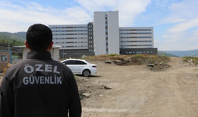 Samsun Şehir Hastanesi Şantiyesinde Özel Güvenlikçilerin Maaş Kriz