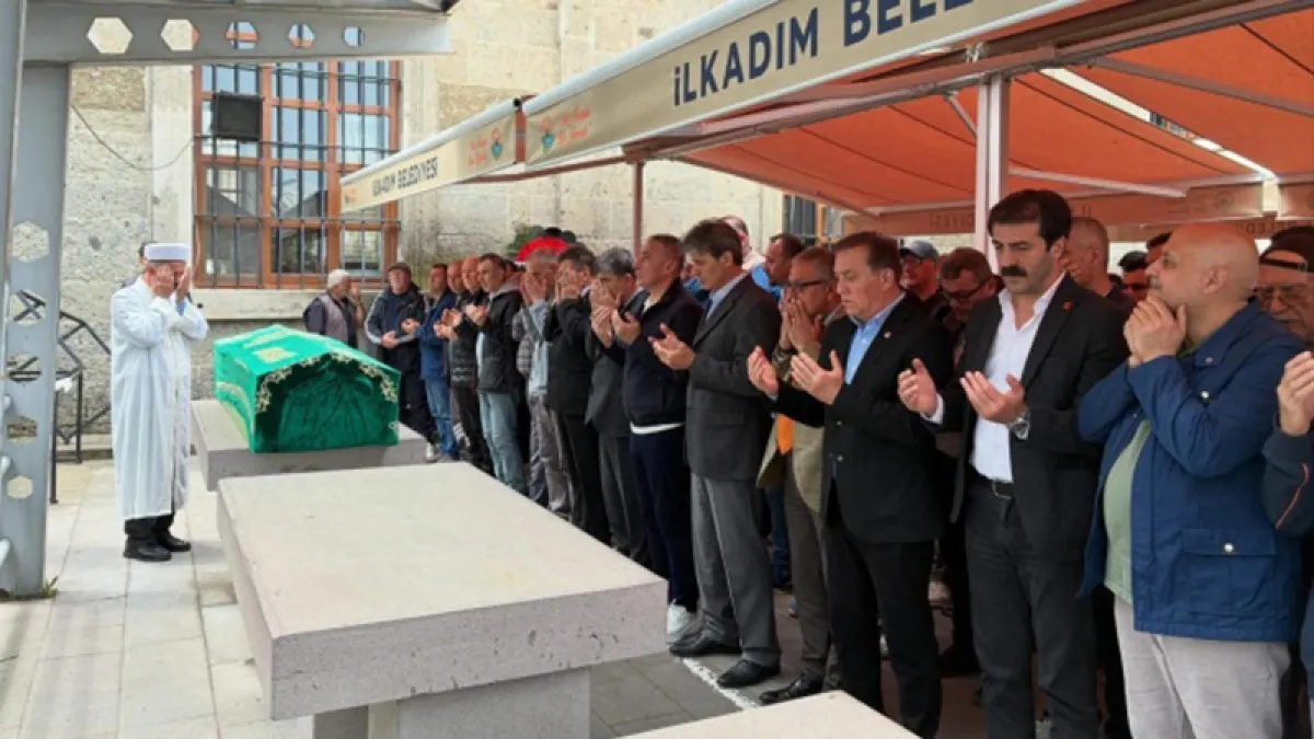 Samsunsporlu efsane futbolcuların ağabeyi Remzi Koloğlu'na son yolculuk